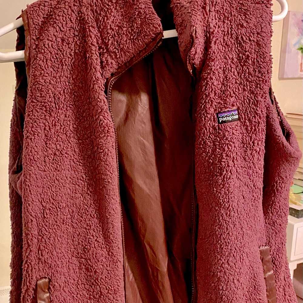Patagonia reversible vest - purple